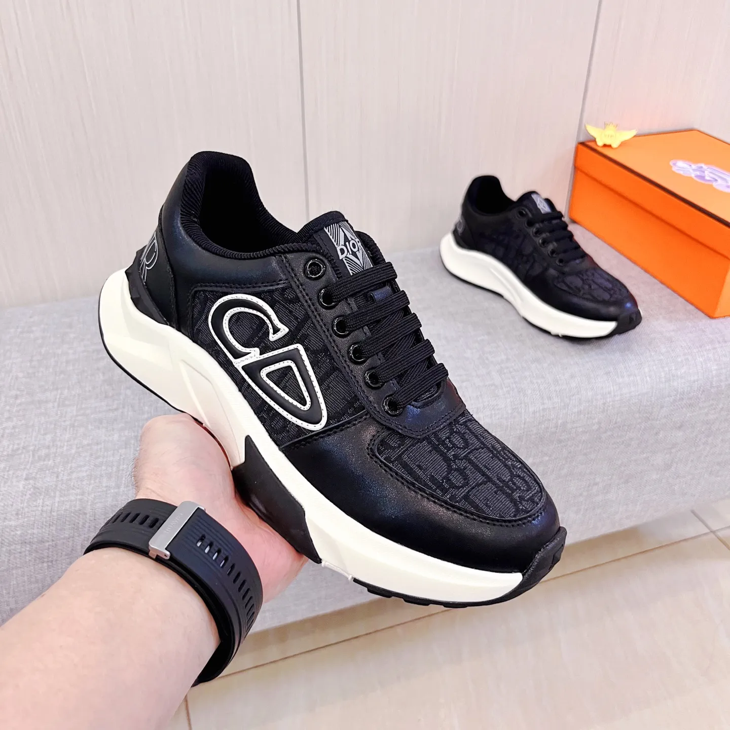 Men's Men's Shoes Men's Shoes💰 460 Men's Men's Shoes💰[Dior]🔥Men's high-end brand of shoes official website 1:1 latest masterpiece: the upper is made of Italian imported first-layer cowhide with a comfortable and breathable lining➕original non-slip and wear-resistant outsole🔥, making walking more convenient and comfortable! An exclusive new model, a stunning work, a beautiful 1:1 replica [color] compared to the official quality! Create a fashionable personality to set off your uniqueness! A must-have for trendy men! Classic🔥Size: 38-44 Color: 🔥Multiple colors available🔥